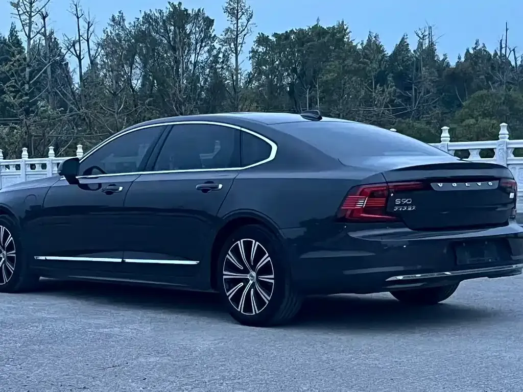 Volvo S90 PHEV — фото 6