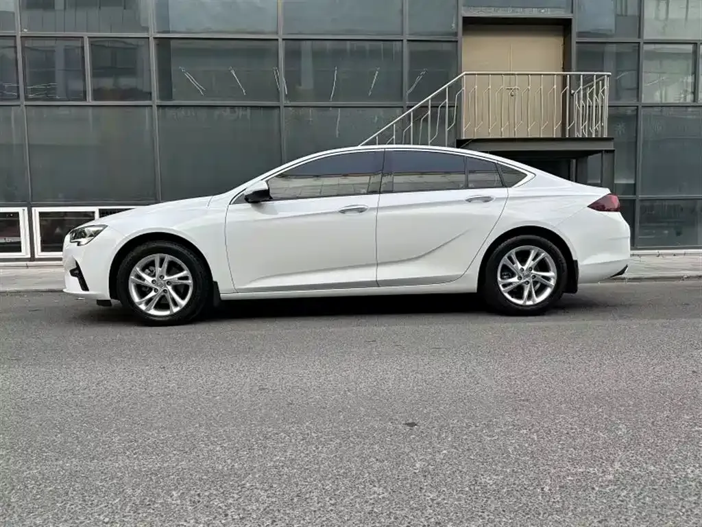 Buick Regal — фото 4