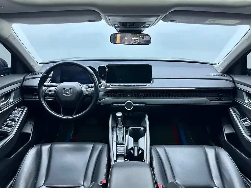 Honda Accord — фото 5