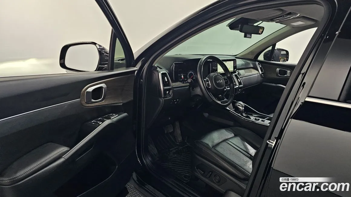 Kia Sorento — фото 10