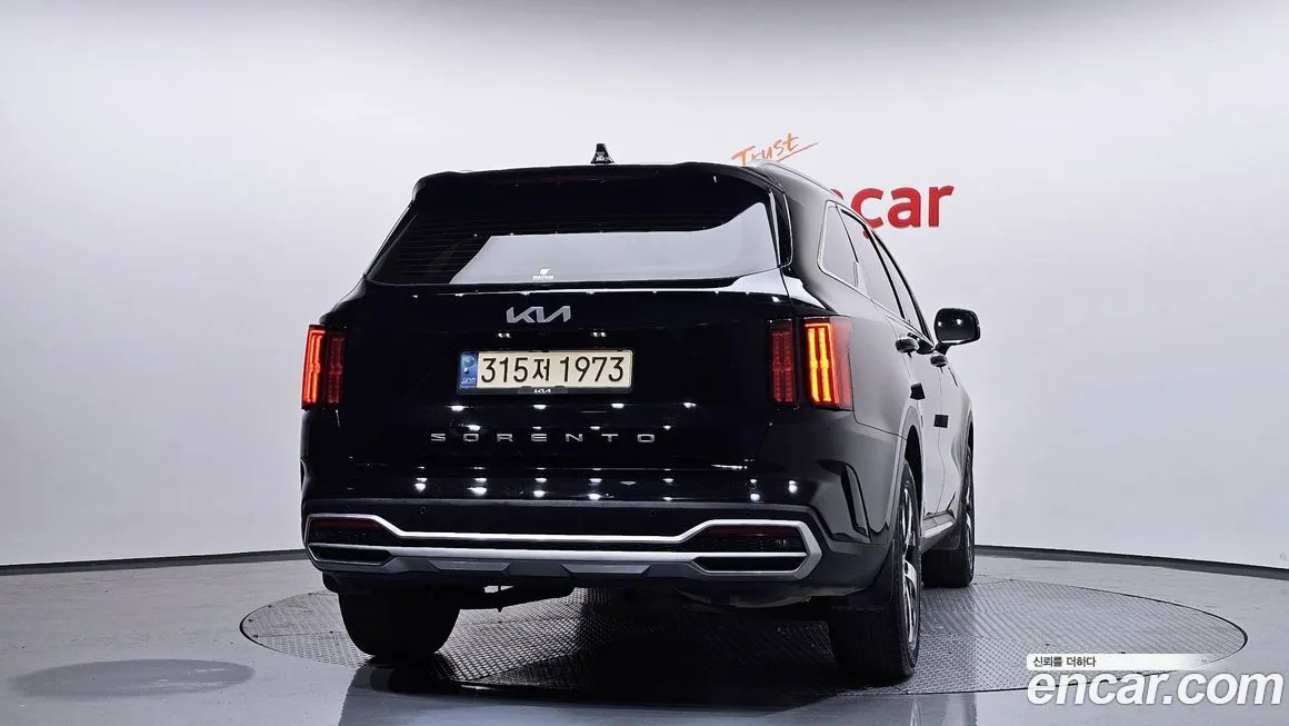 Kia Sorento — фото 4