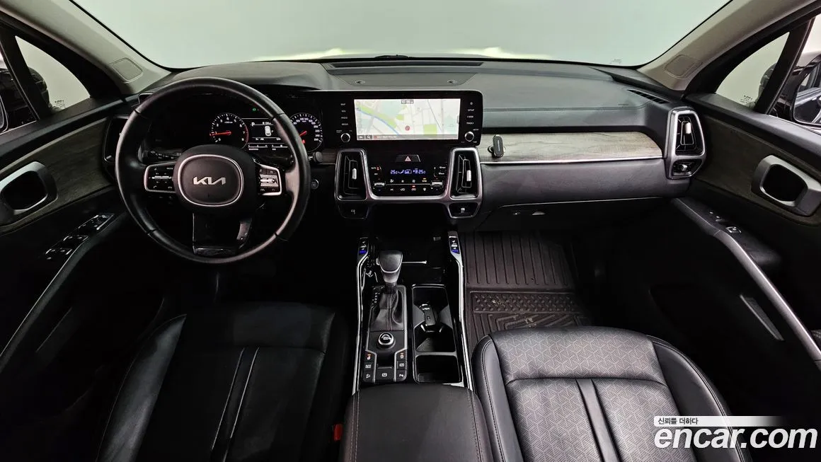 Kia Sorento — фото 7