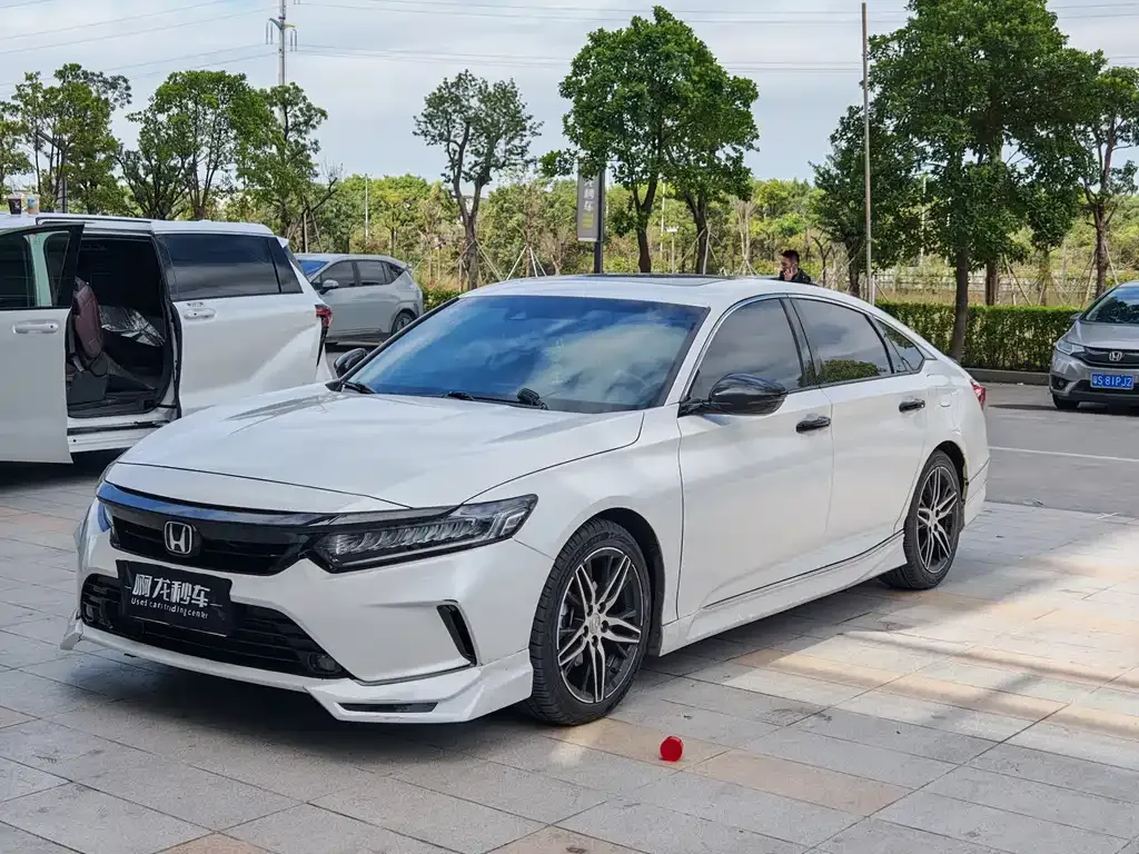 Honda Inspire — фото 1