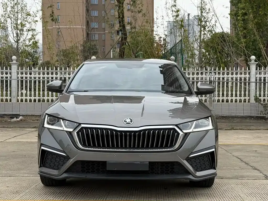 Skoda Octavia — фото 6