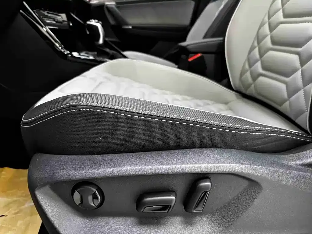 Volkswagen Tayron 2022 из CN, фото 10