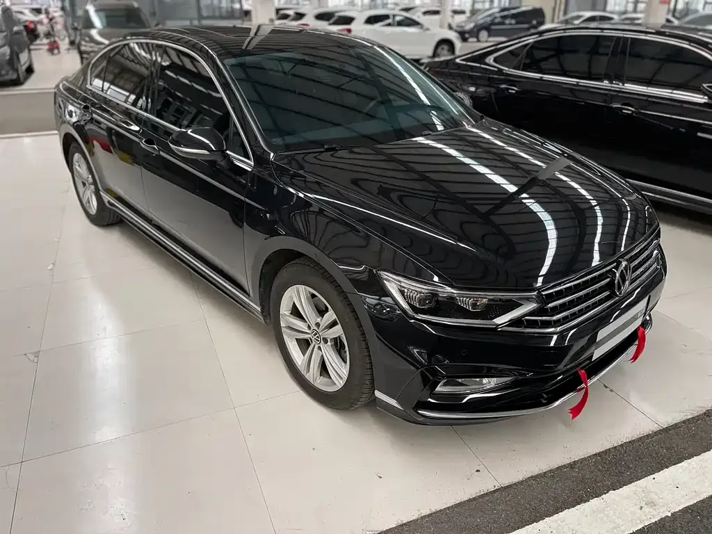 Volkswagen Magotan 2024 из CN, фото 3
