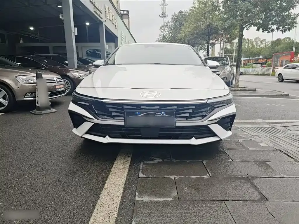 Hyundai Elantra 2024 из CN, фото 7