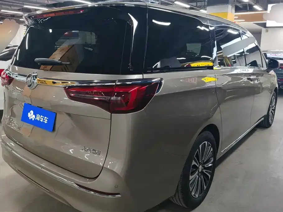 Buick GL8 2024 из CN, фото 3