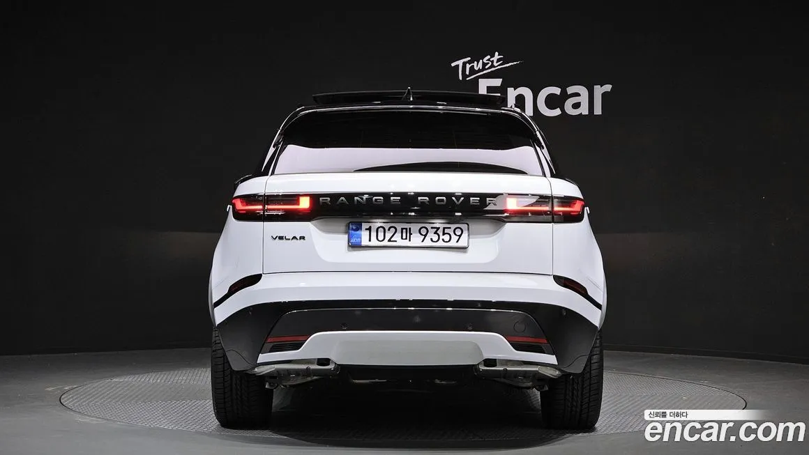 Land Rover Range Rover Velar — фото 4