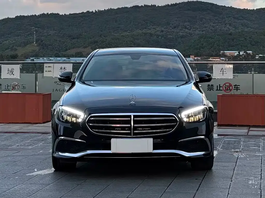 Mercedes-Benz E-Class 2021 из CN, фото 2