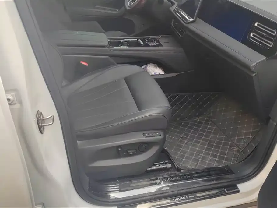 Volkswagen Tiguan L 2024 из CN, фото 8