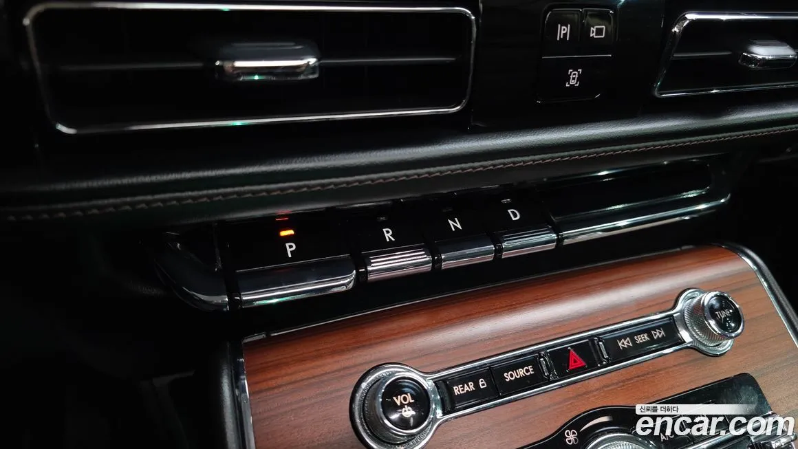 Lincoln Aviator — фото 9