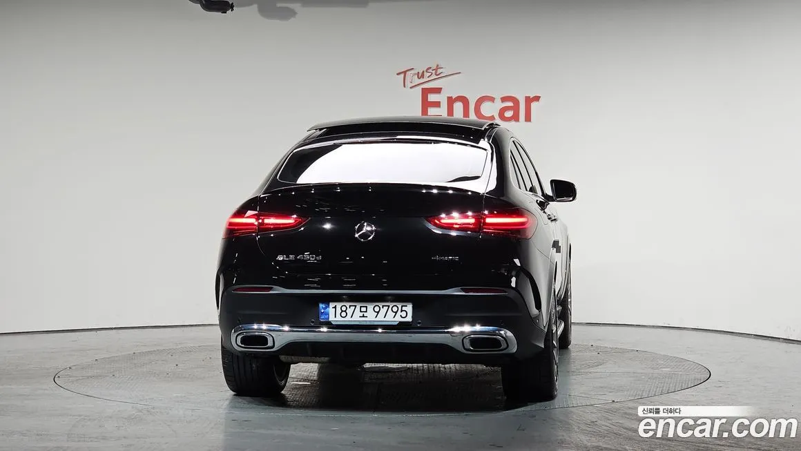 Mercedes-Benz GLE-Class — фото 4