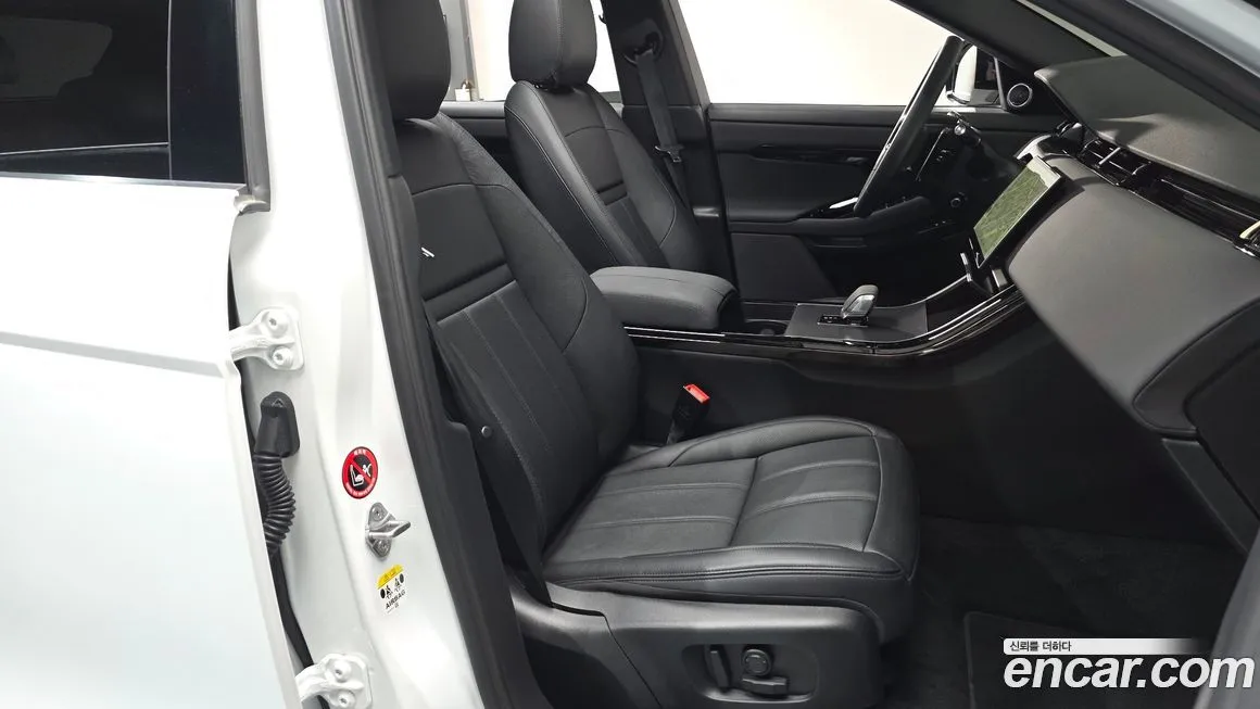 Land Rover Range Rover Evoque — фото 10