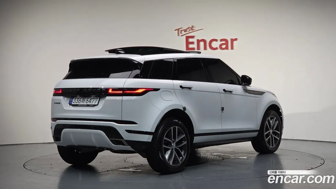 Land Rover Range Rover Evoque — фото 2