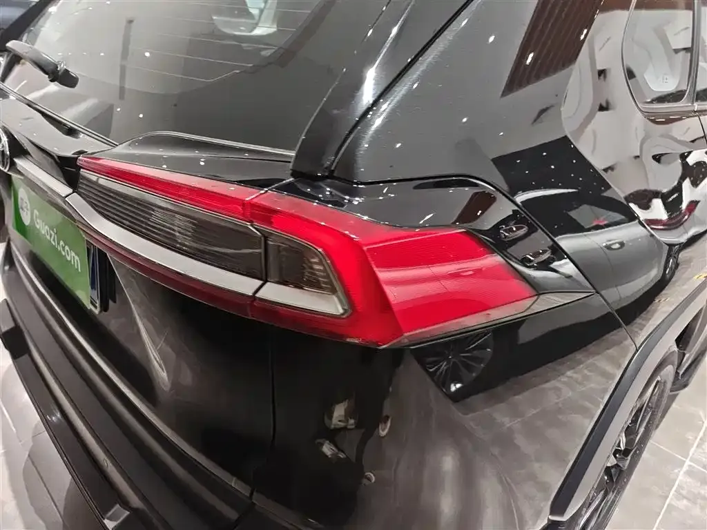 Toyota Wildlander 2022 из CN, фото 8