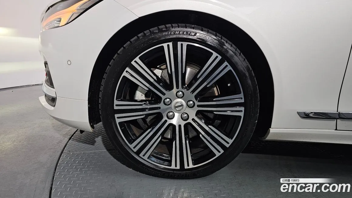 Volvo S90 2023 из KR, фото 5