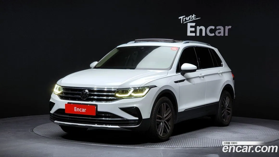 Volkswagen Tiguan — фото 1