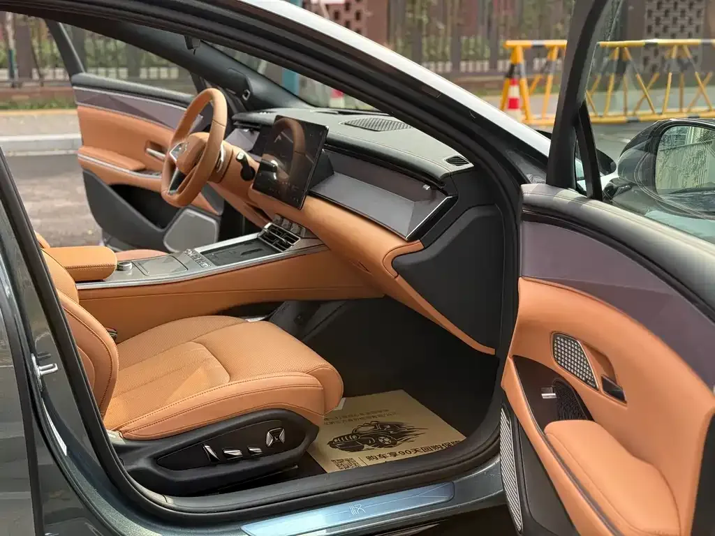 [object Object] 汉L 2025 из CN, фото 7