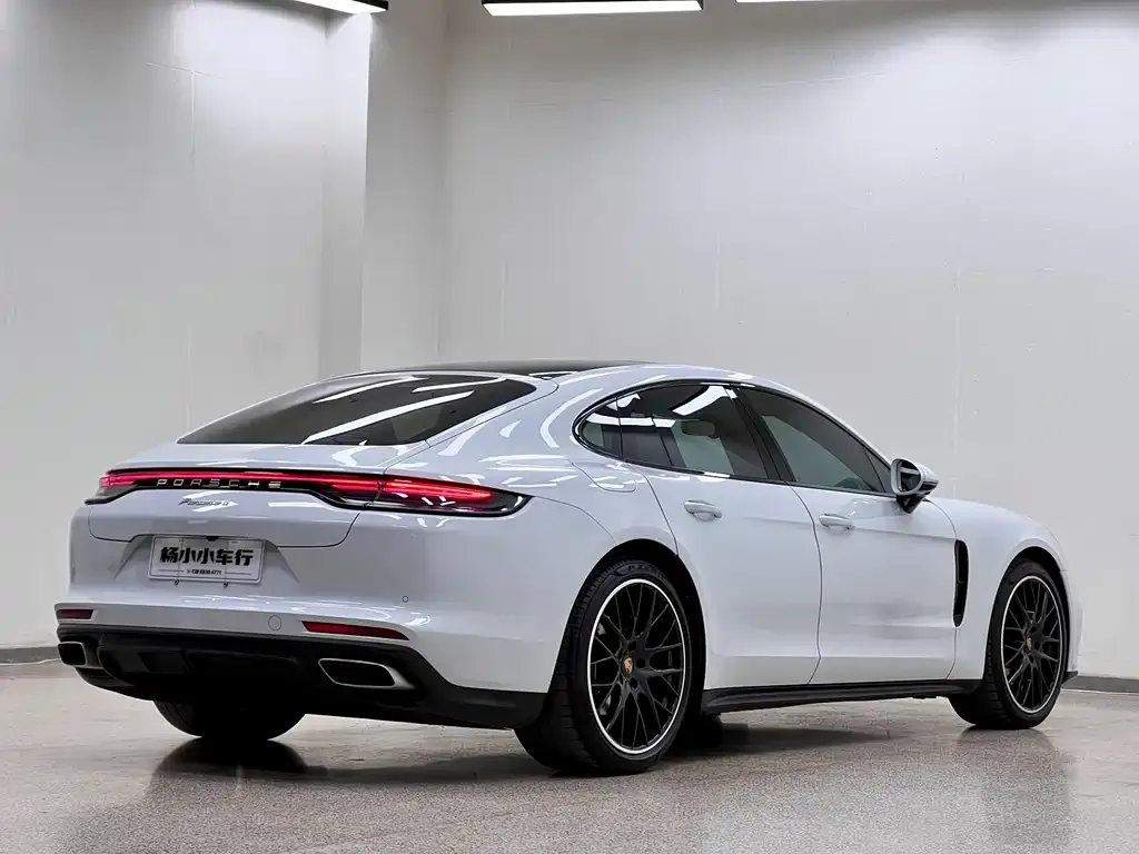 Porsche Panamera 2023 из CN, фото 7