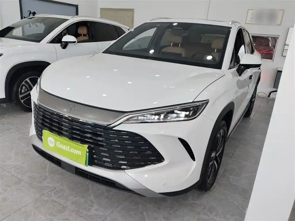 BYD L DM-i — фото 2