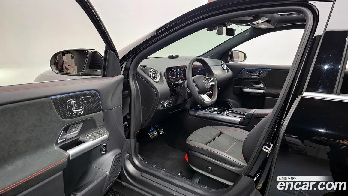 Mercedes-Benz GLA-Class — фото 10