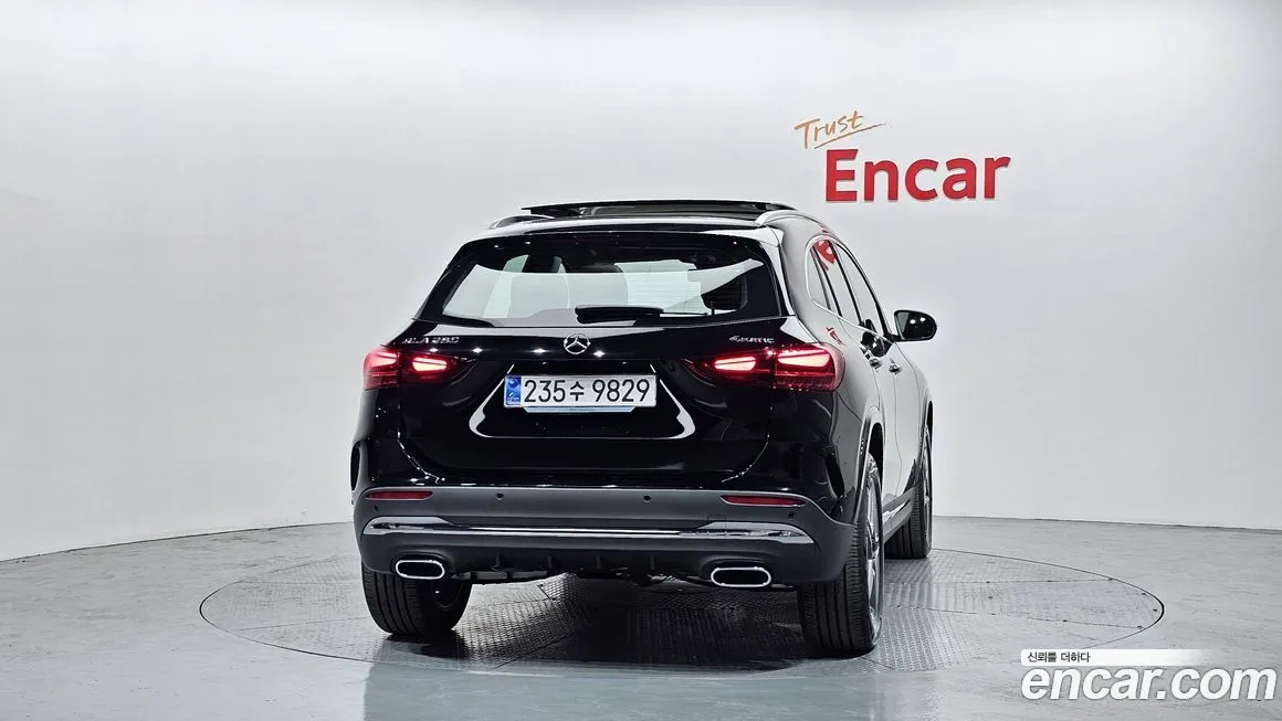 Mercedes-Benz GLA-Class — фото 4