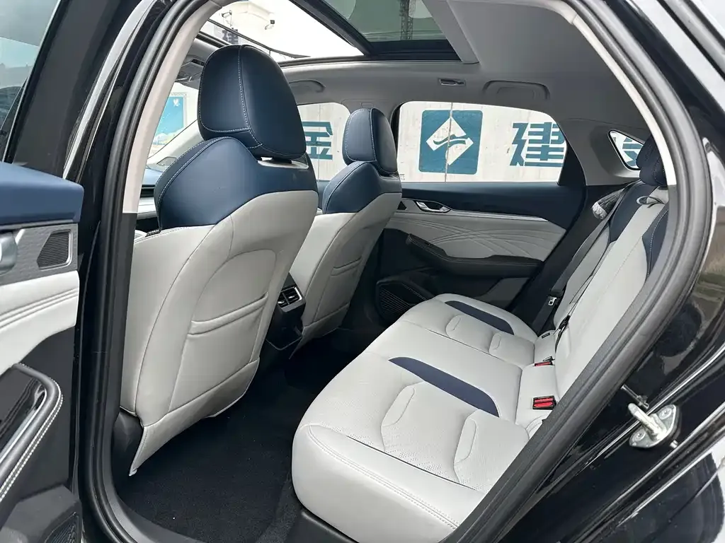 Geely Xingrui 2022 из CN, фото 9