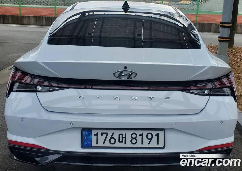 Hyundai AVANTE — фото 4