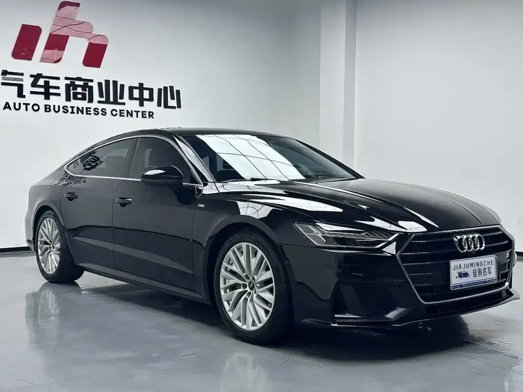 Audi A7 2021 из CN, фото 3