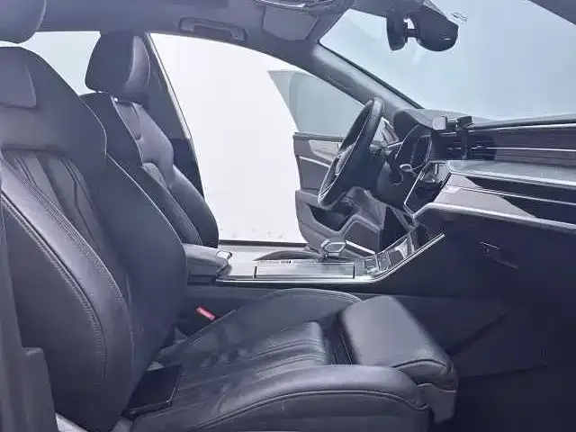 Audi A7 2021 из CN, фото 4