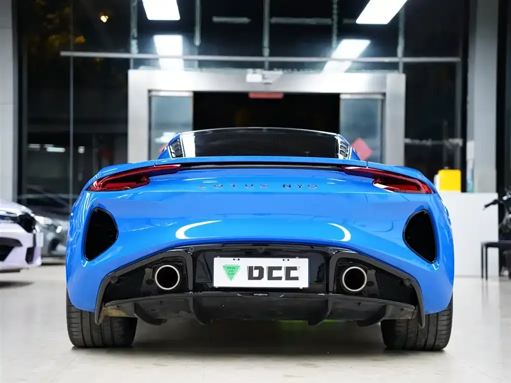 Lotus Emira 2025 из CN, фото 7