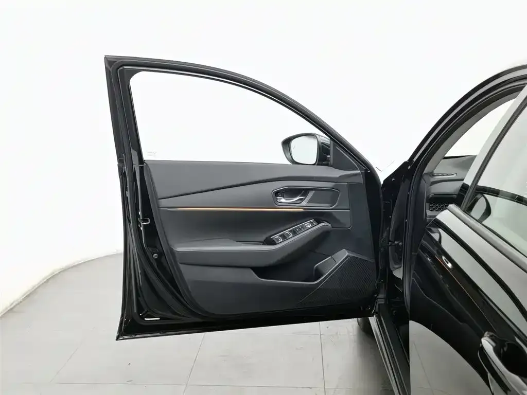 Honda Accord — фото 8