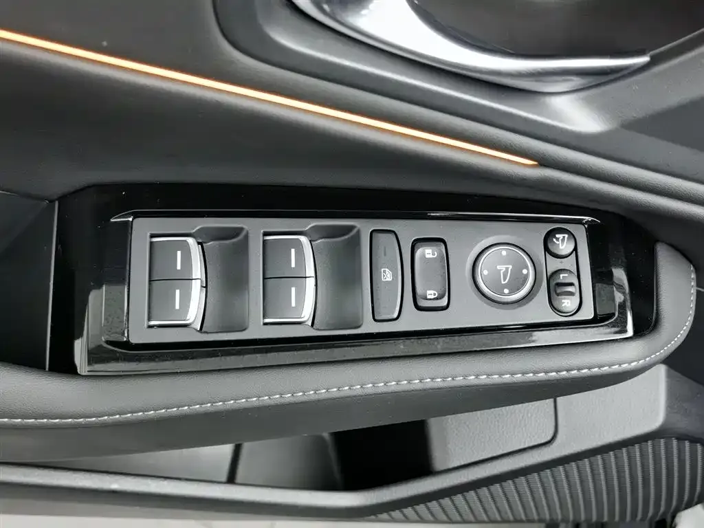 Honda Accord — фото 9