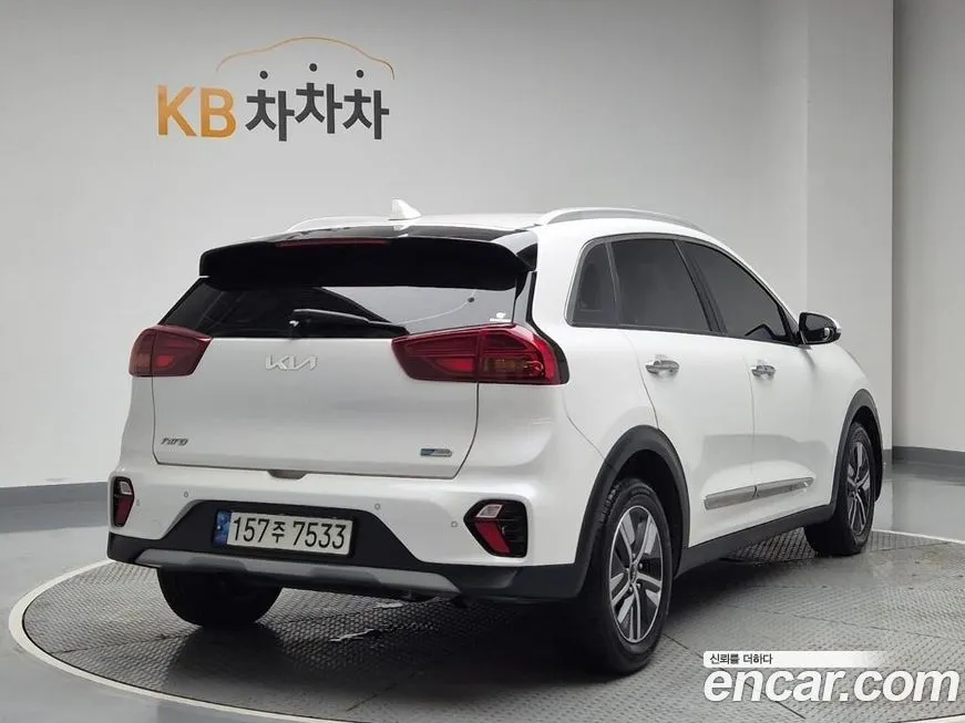Kia Niro — фото 4