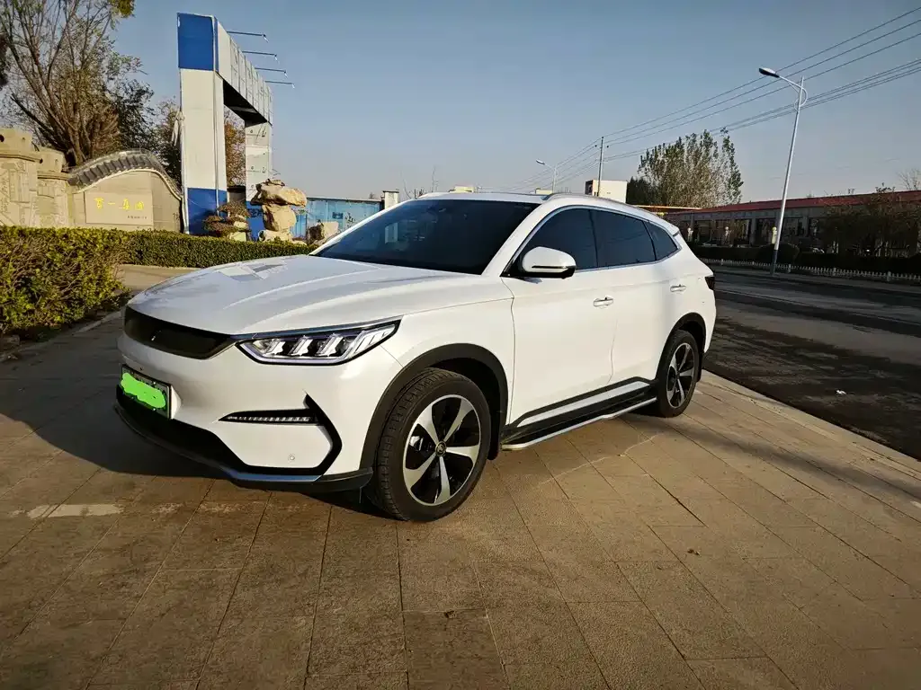 BYD PLUS New Energy — фото 1