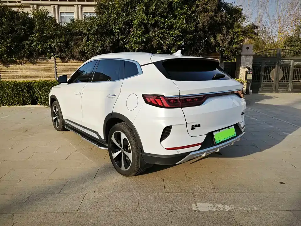 BYD PLUS New Energy — фото 3