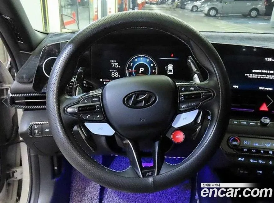 Hyundai AVANTE — фото 8