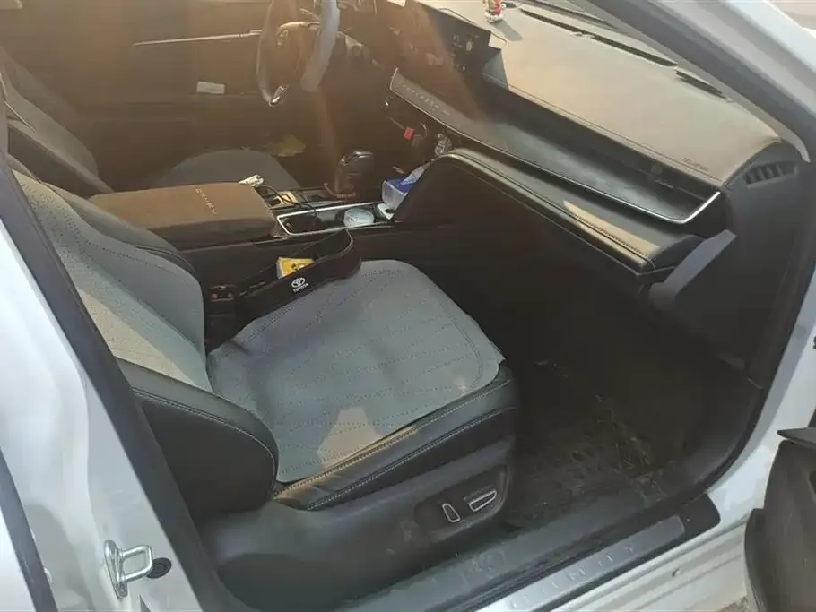 Toyota Camry 2024 из CN, фото 8