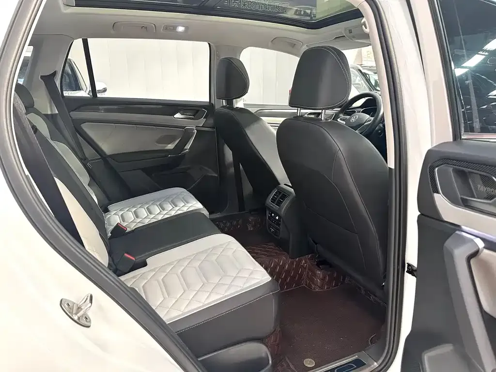 Volkswagen Tayron 2022 из CN, фото 10