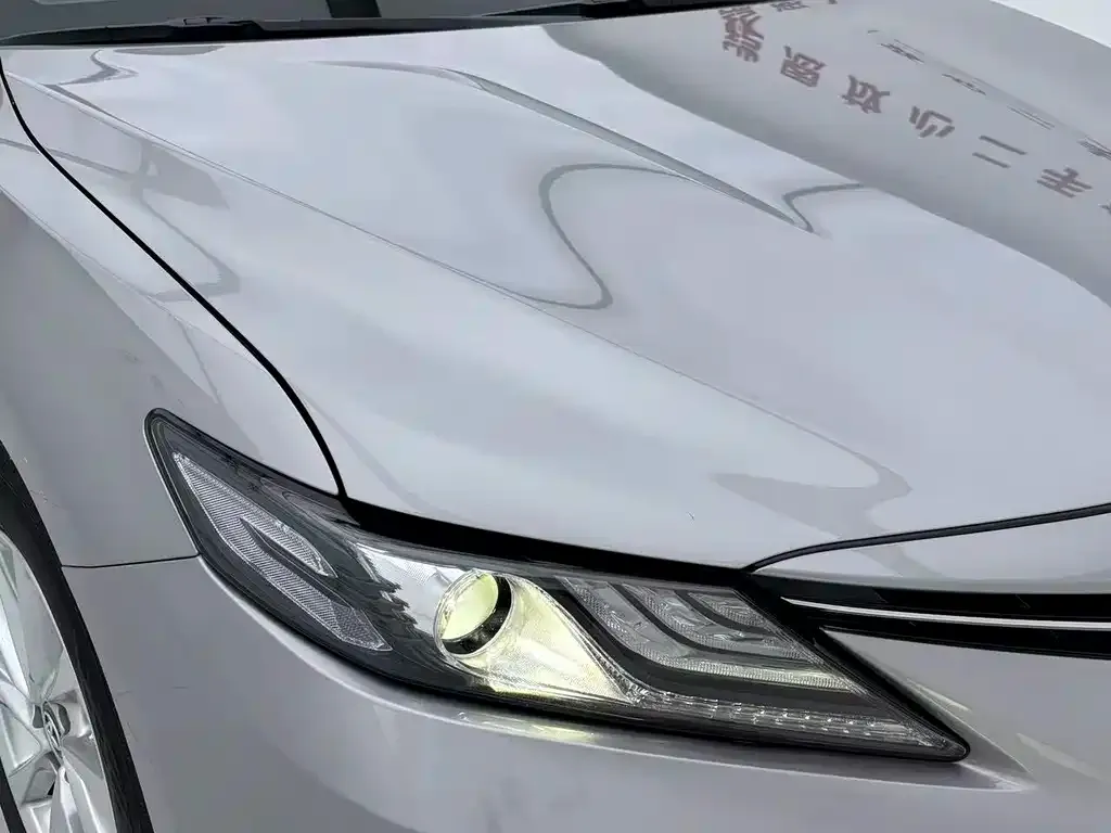 Toyota Camry 2023 из CN, фото 10