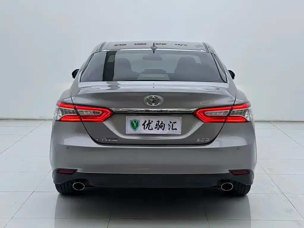 Toyota Camry 2023 из CN, фото 4