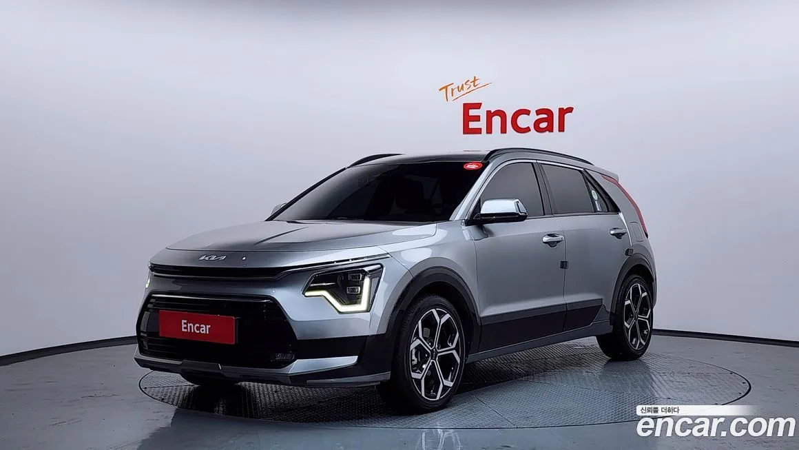 Kia Niro — фото 1