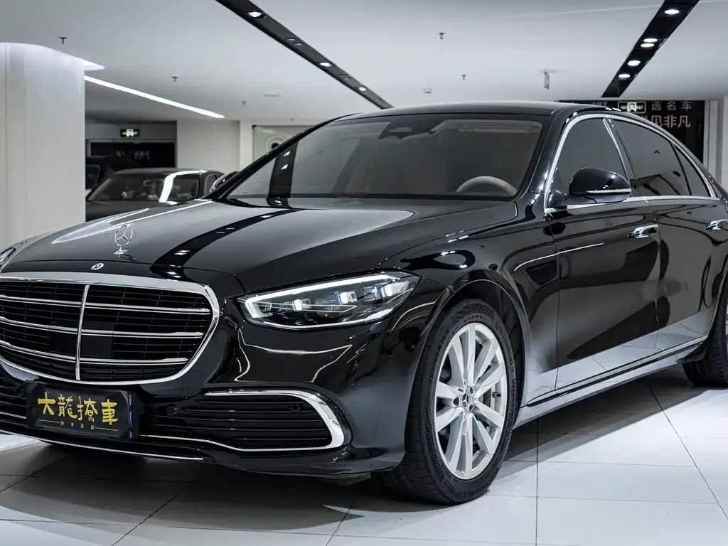 Mercedes-Benz S-Class — фото 1