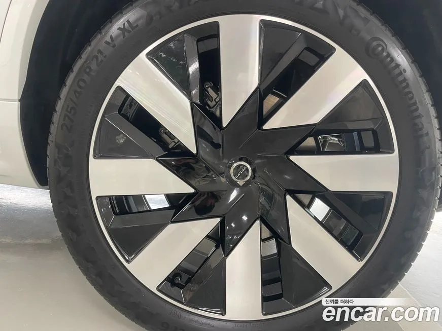 Volvo XC90 2024 из KR, фото 5
