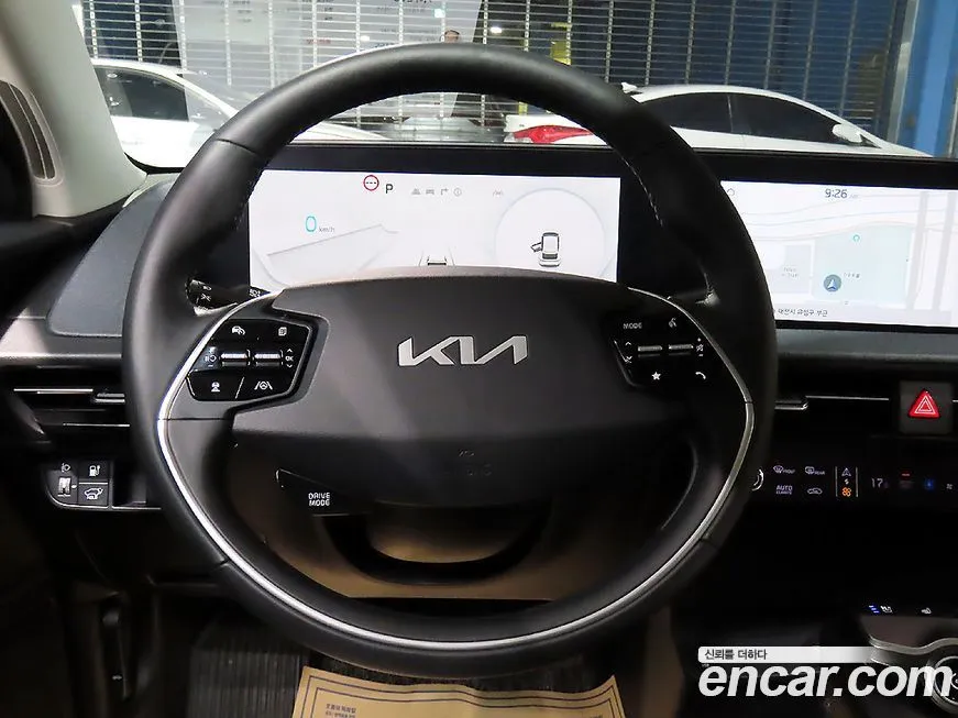 Kia EV6 — фото 10