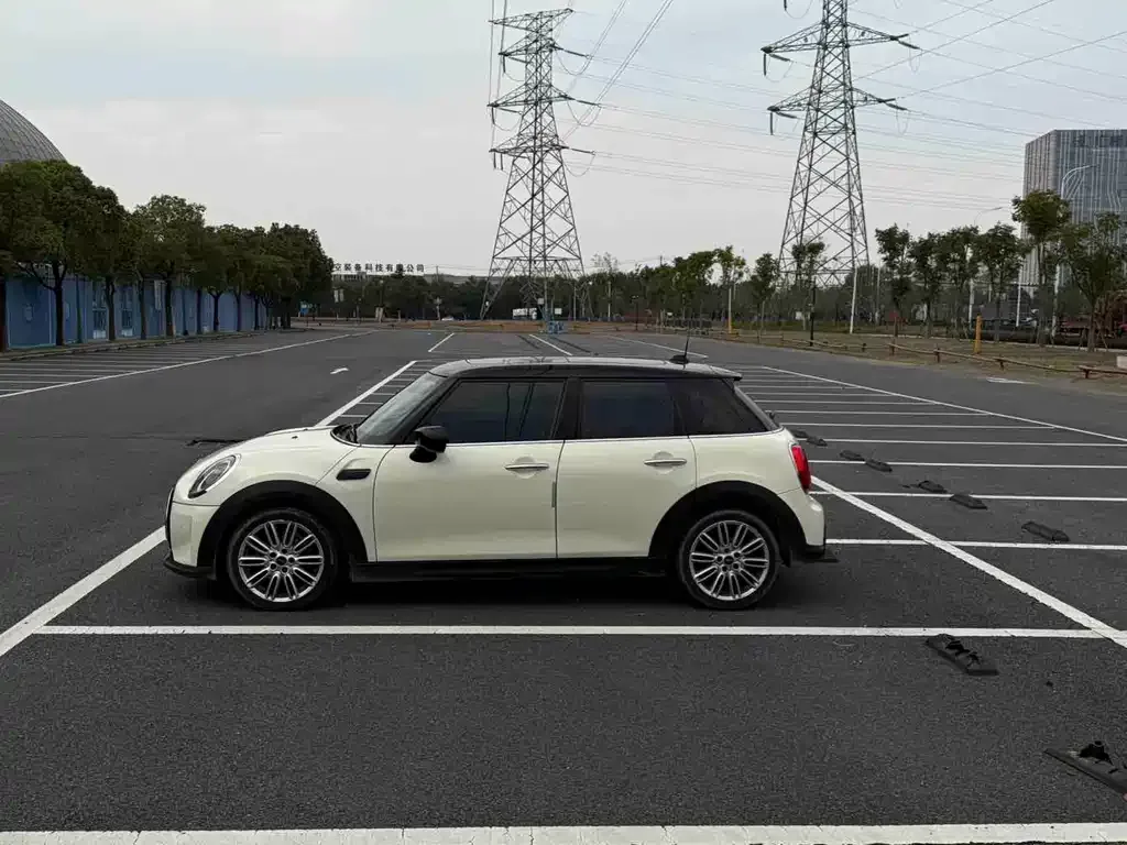MINI Cooper (3-door) 2021 из CN, фото 3