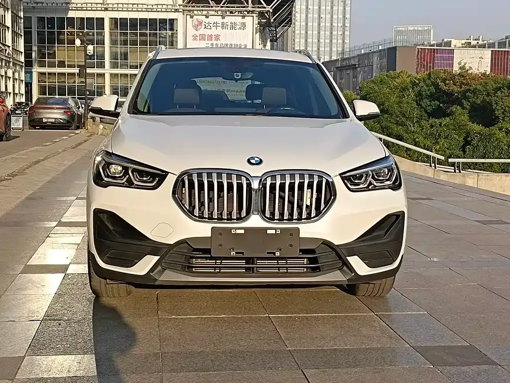 BMW X1 — фото 2