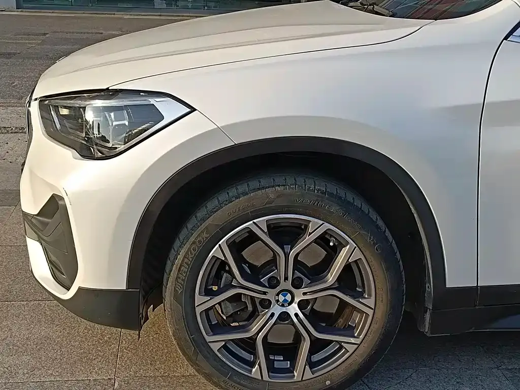 BMW X1 — фото 4