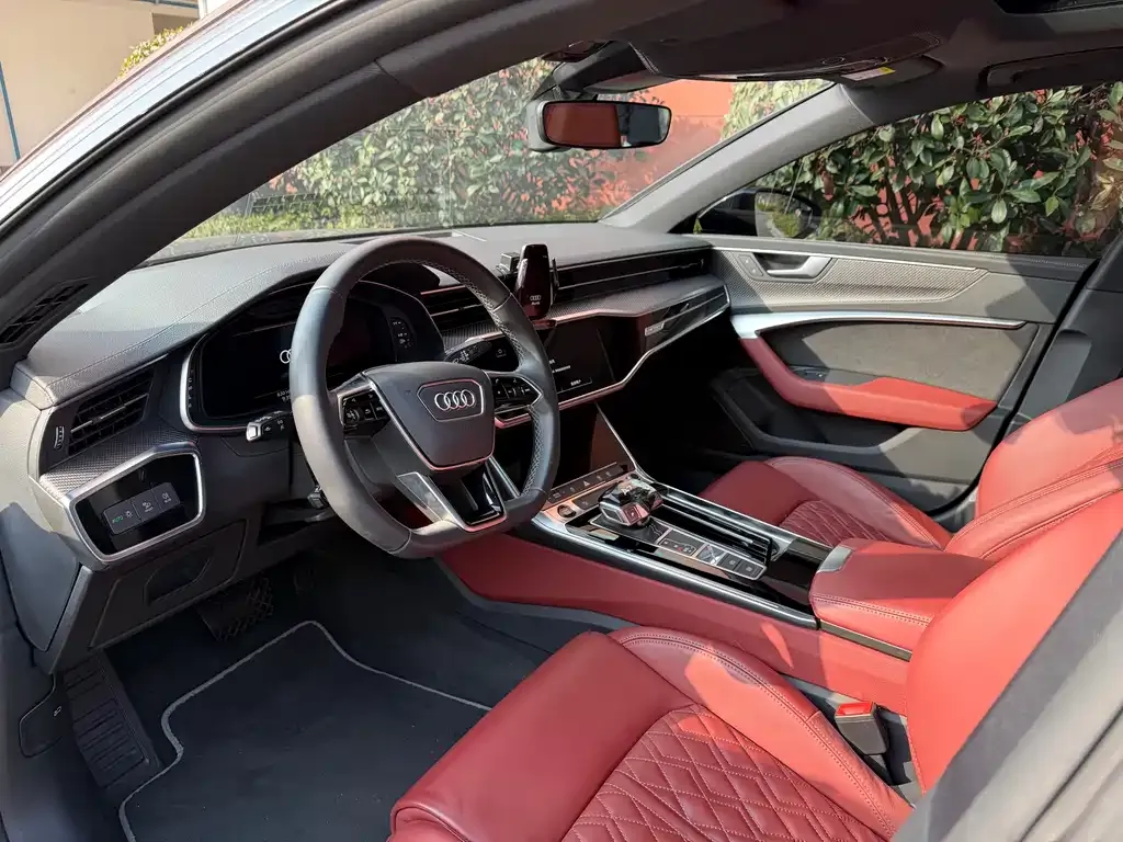 Audi A7L 2024 из CN, фото 5
